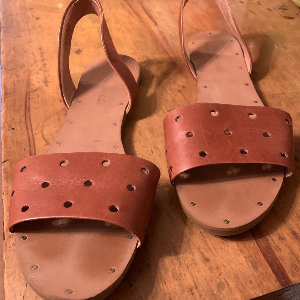 Madwell  Abbi  Holepunch Casual Slingback Sandals